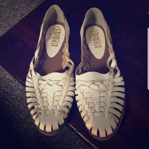 Vintage white sandal